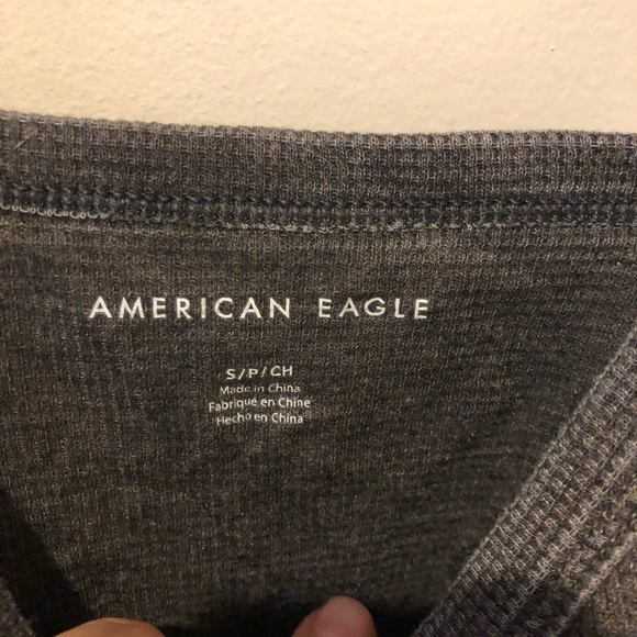 NWOT V neck American eagle crop tank top - Picture 3 of 5